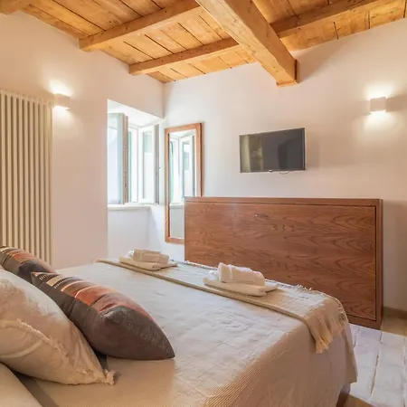 Apartment Casaviva - La Dimora Del Buttero Farnese